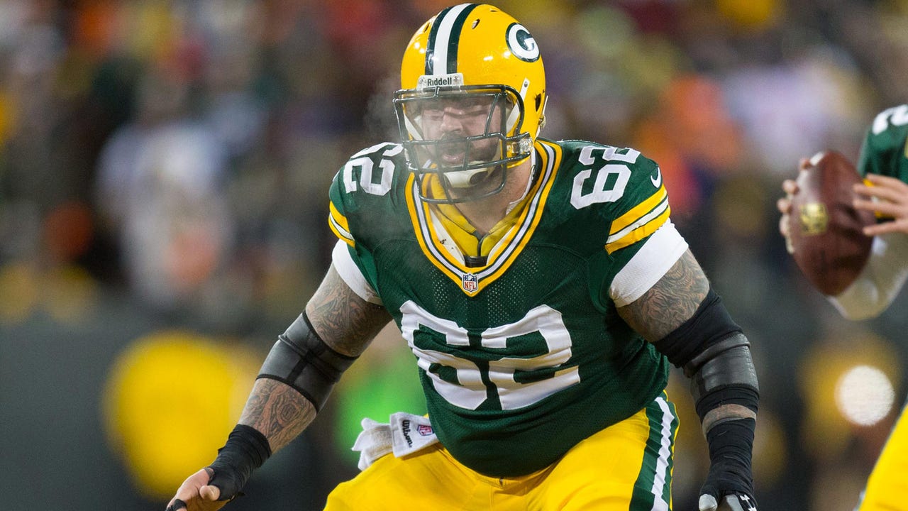 Free agent Dietrich-Smith will let free agency play out